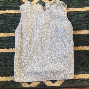 Small Gap Sleeveless Shirt